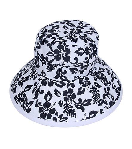 Wallaroo Women's Reversible Casual Traveler Hat at SwimOutlet.com
