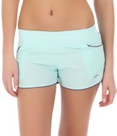 Brooks Women's Versatile Low Rise Woven 3 1/2 Shorts