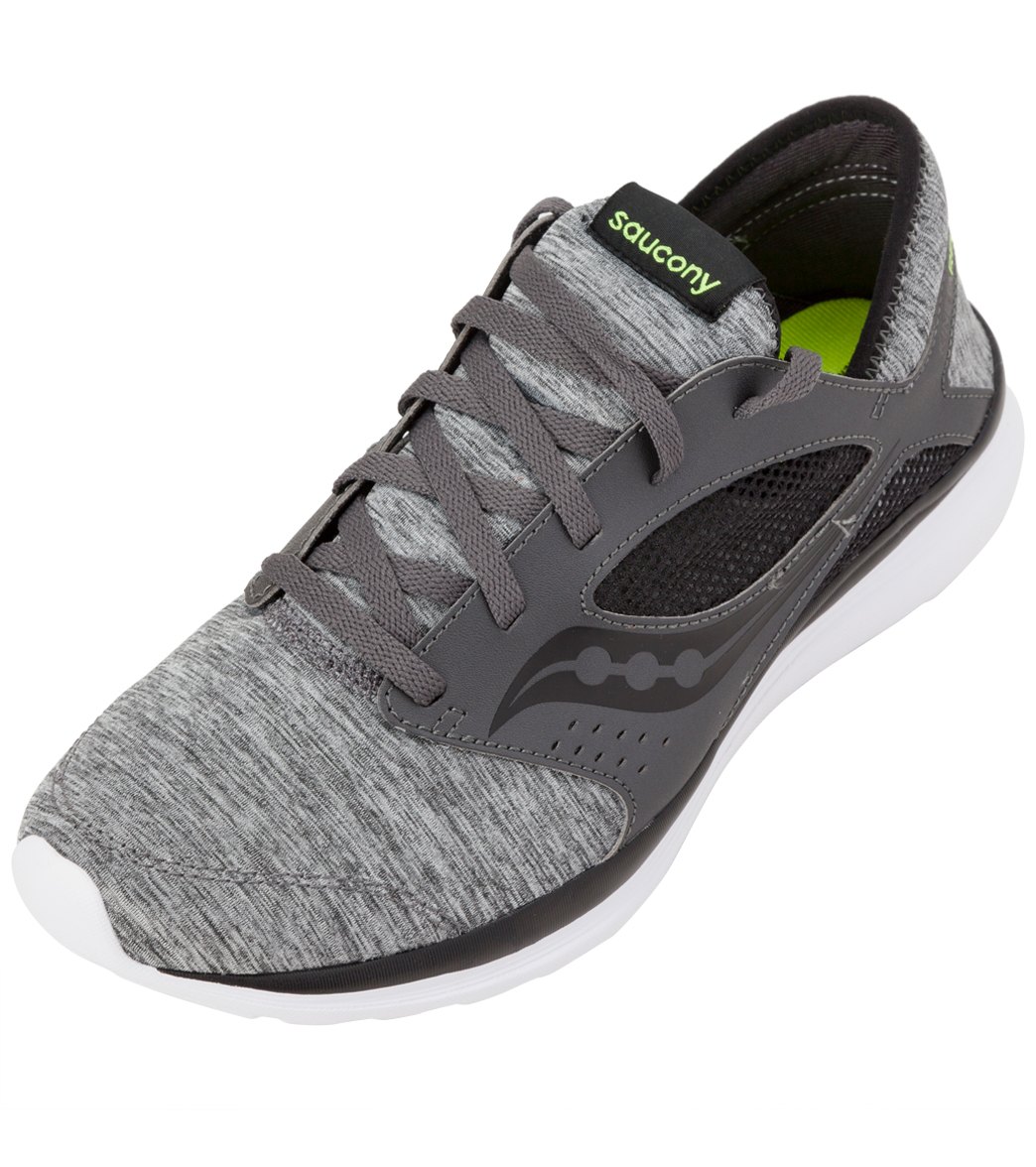 saucony relay shoes